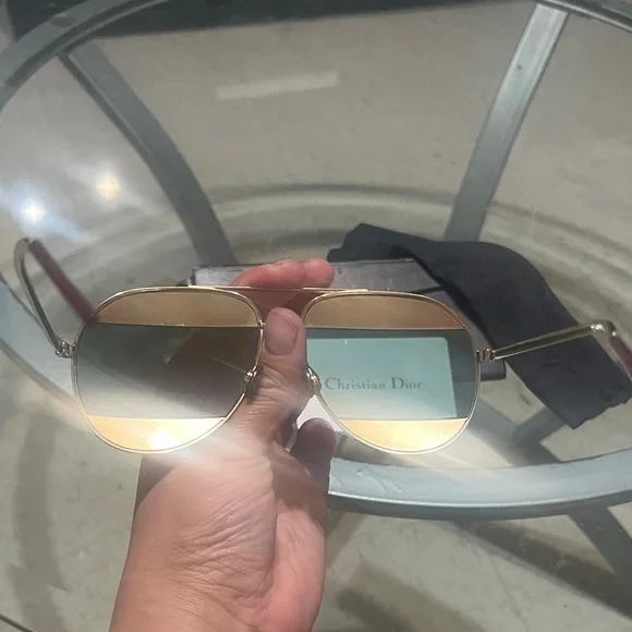 Dior Gold Frame Mirror Sunglasses with Pink Tint - www  display picture 1